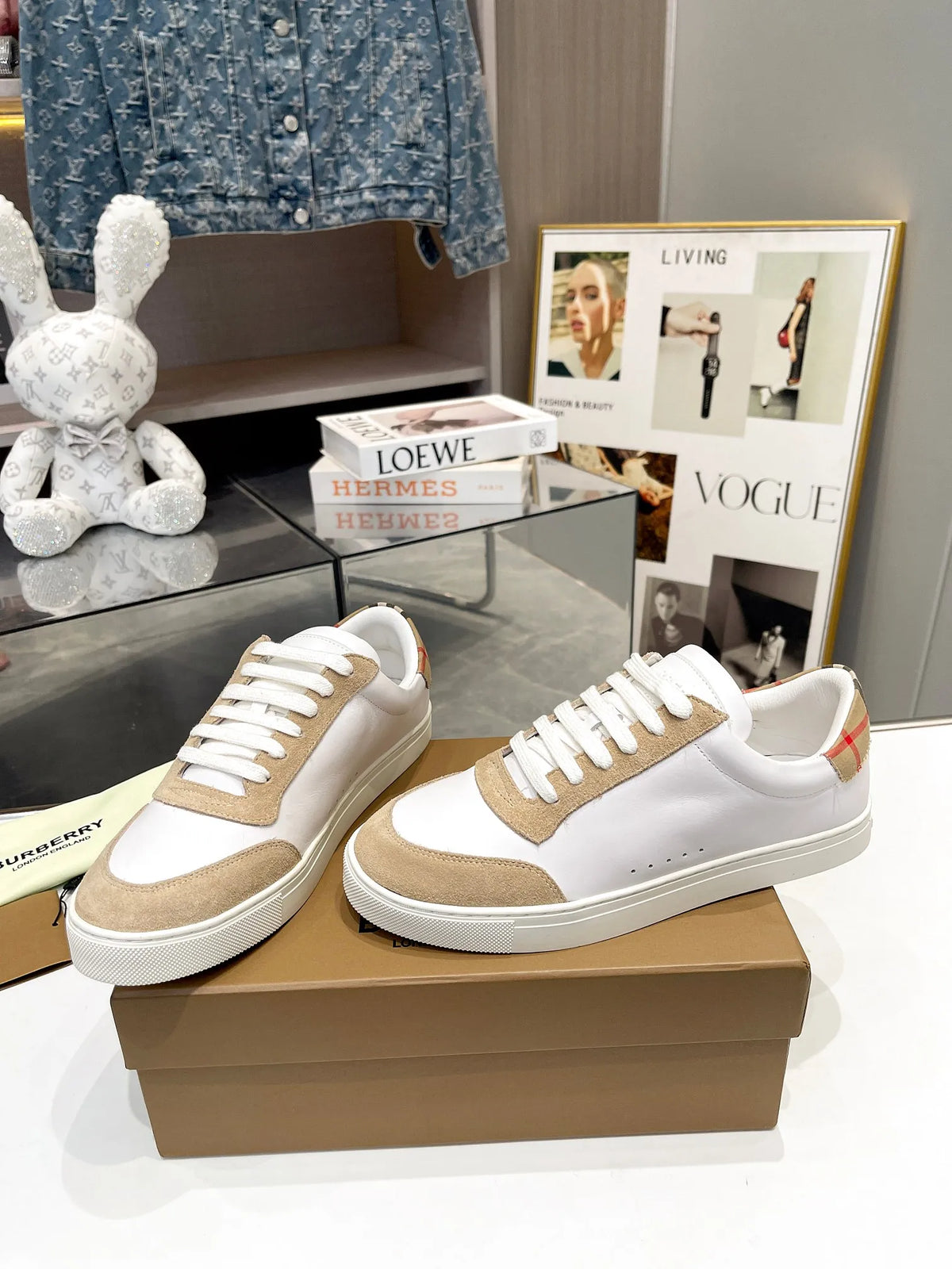Shoes A883