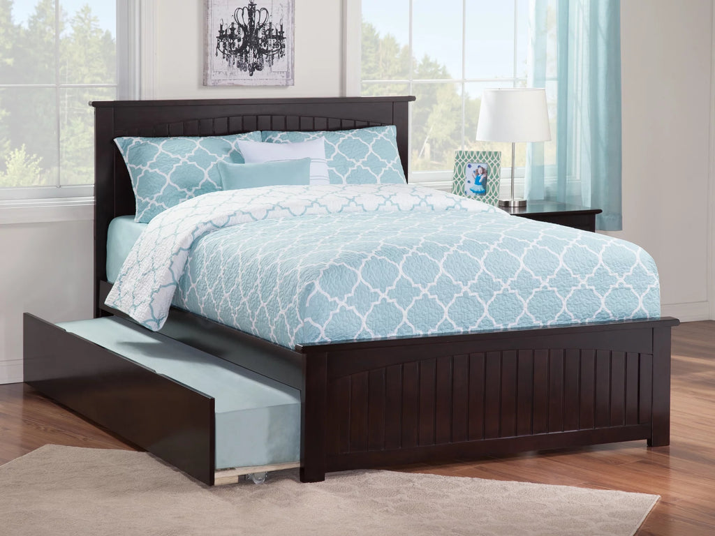 Full Platform Bed with Foot Board and Trundle Bed in Espresso G927174