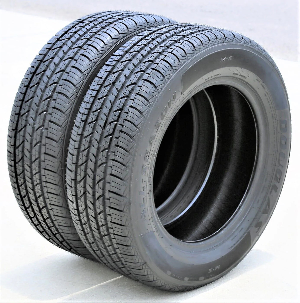 215/60R15 94H All-Season Tire U819