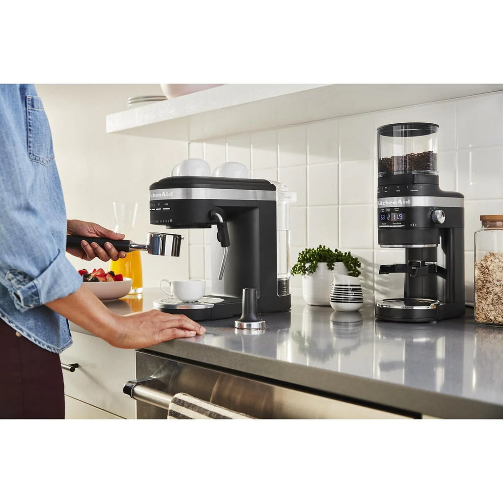 Semi-Automatic Espresso Machine D5872