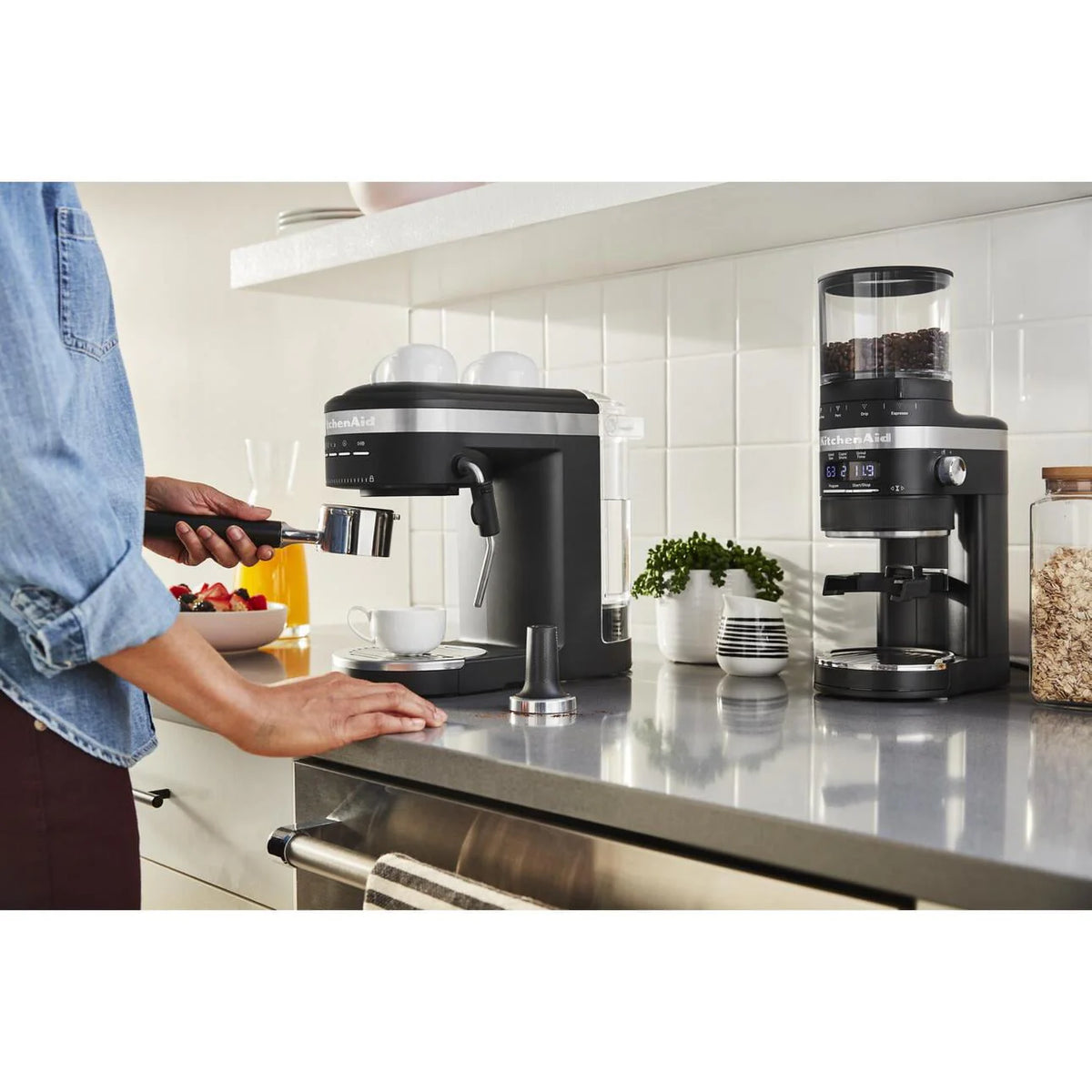 Semi-Automatic Espresso Machine D5872