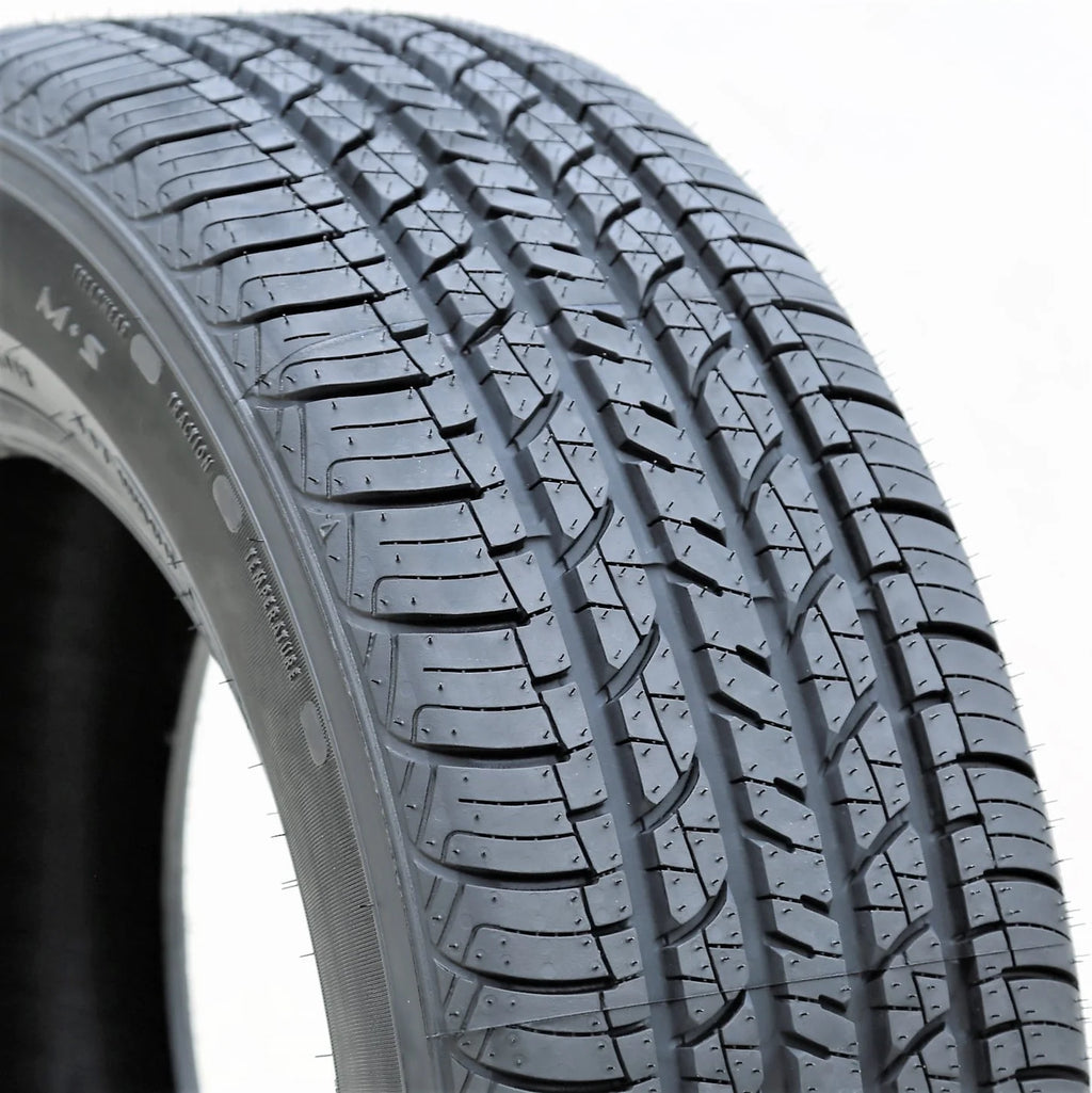 215/60R15 94H All-Season Tire U819